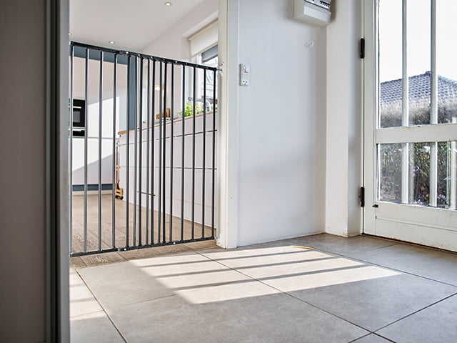 DogSpace Charlie extra tall extending Pet gate, black