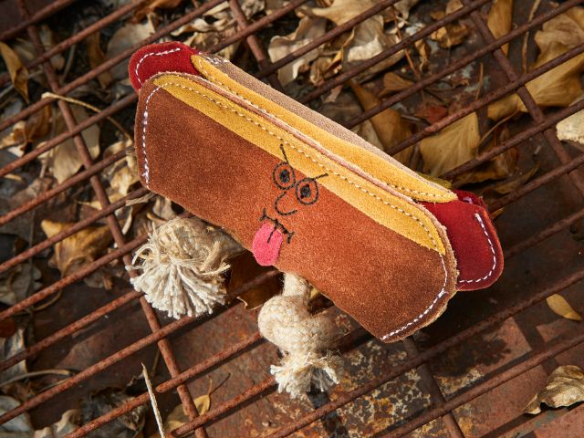 382430_2- Green & Wilds Harry the Hot Dog